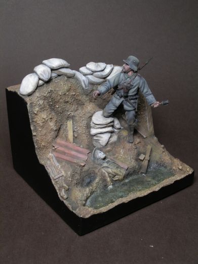 Grabenteil mit Figure Somme 1916