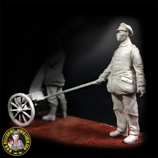 Deutscher Mechaniker mit Transportkarren