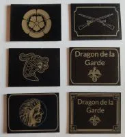 Material Schwarz / Gold glänzend