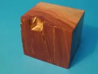 Sockel mit verschiedenen Farben